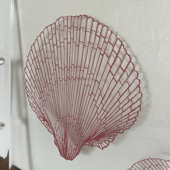 Vintage Lucite Acrylic Clam Scallop Shells Seashell Tray with Handles - Picture 6 of 7